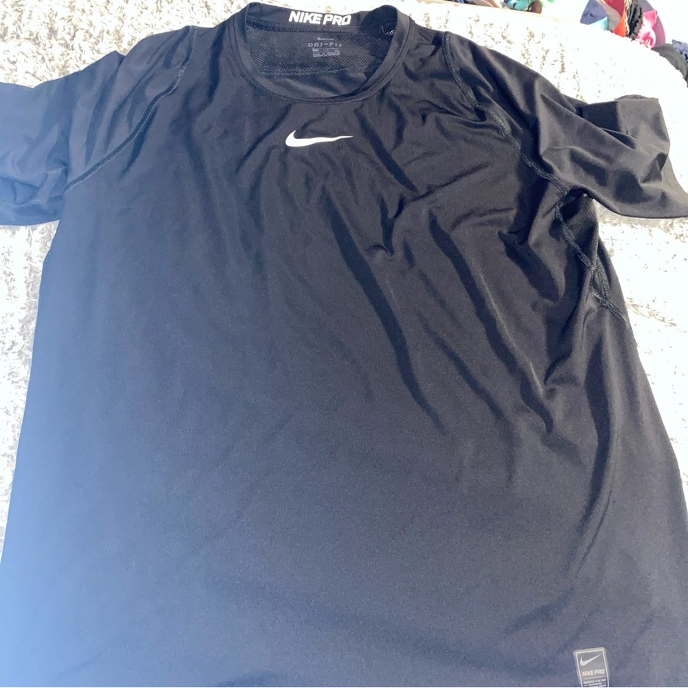 Nike Pro Men's Black Shirt